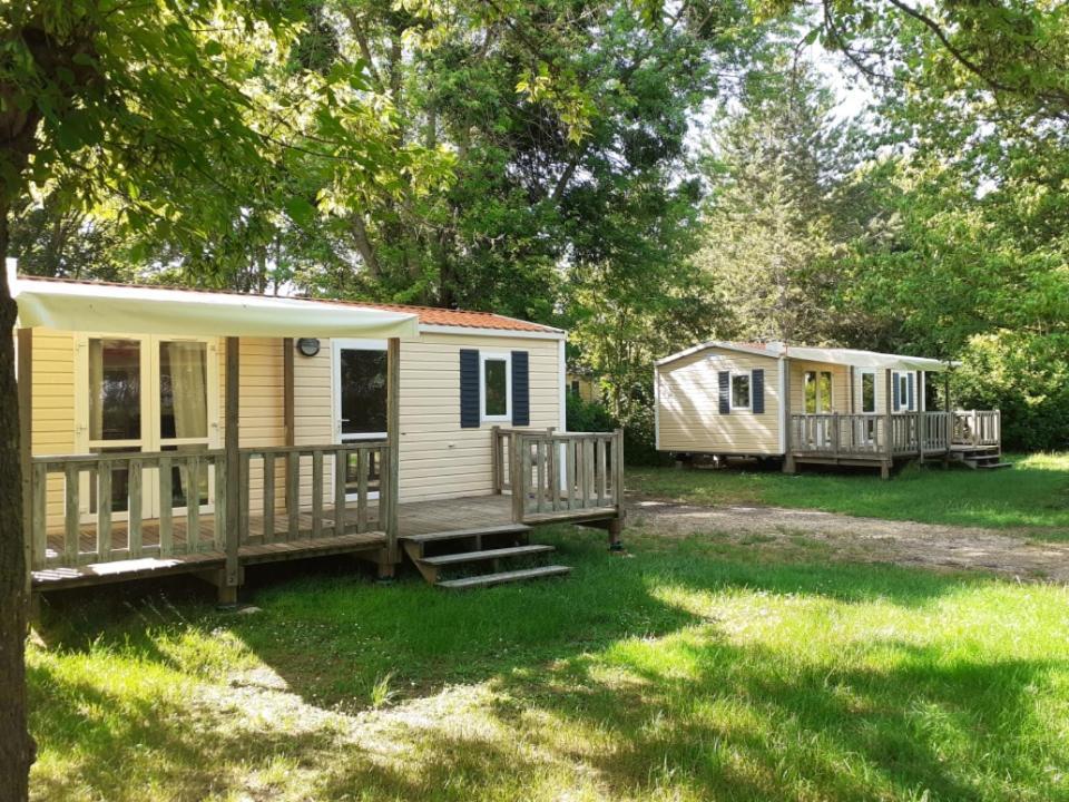 Camping Le Vallage Attigny Exteriér fotografie